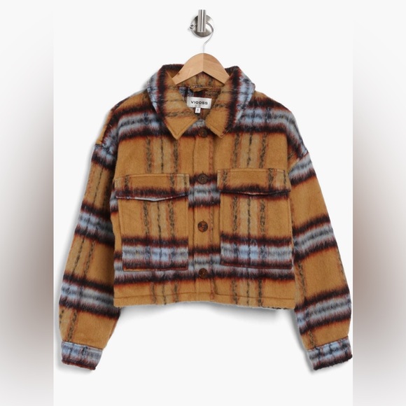 Vigoss Jackets & Blazers - 💛 NWOT! Vigoss Plaid Crop Shacket
